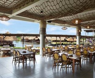 Talaga Sampireun Puri